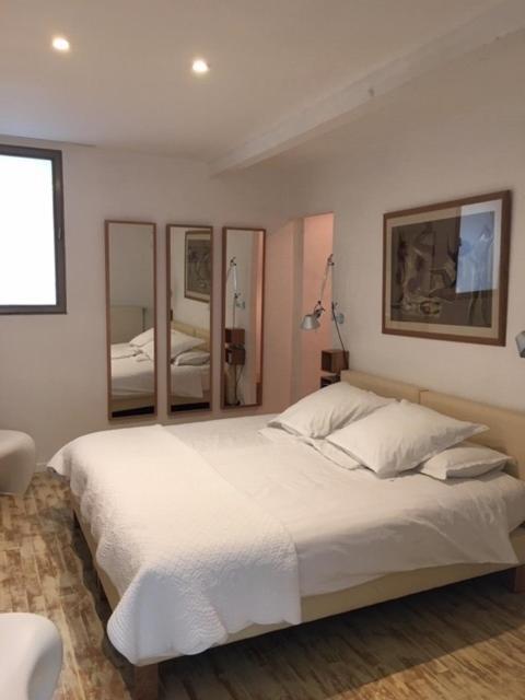 Le Limas Bed & Breakfast Avignon Rom bilde